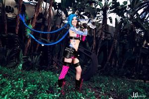 Lyz Brickley - Jinx Cosplay