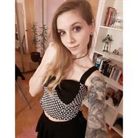 Maryann Fox taking a selfie