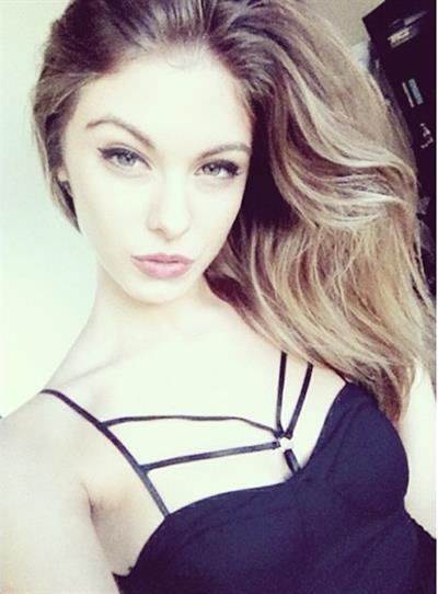 Carmella Rose taking a selfie