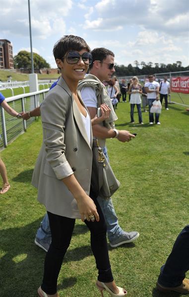 Frankie Sandford