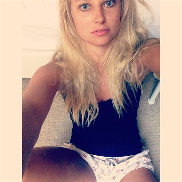 Genevieve Morton taking a selfie