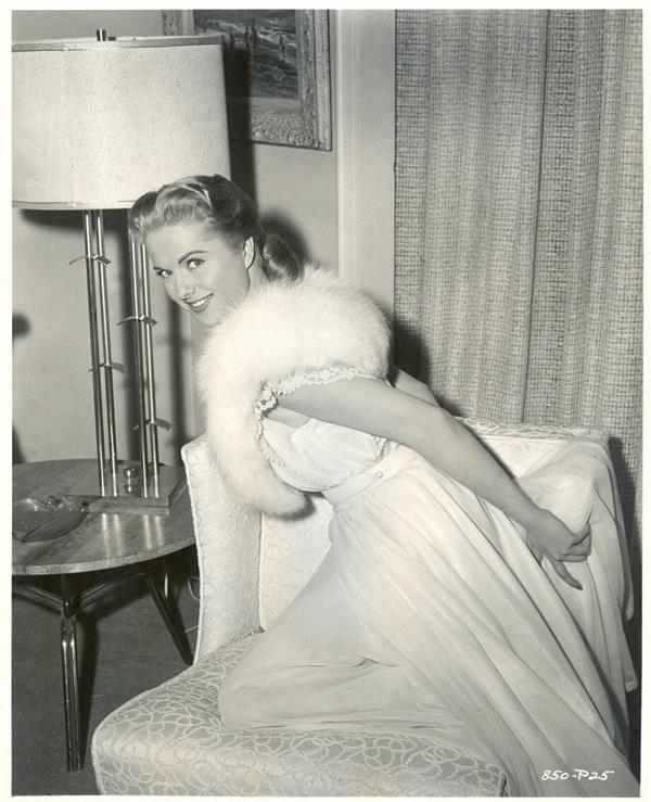 Martha Hyer