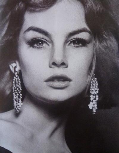 Jean Shrimpton