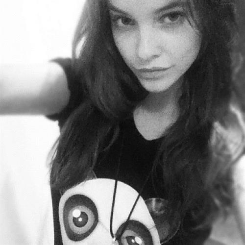 Barbara Palvin taking a selfie