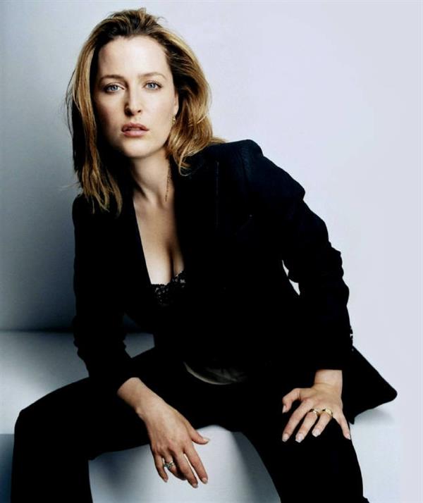 Gillian Anderson