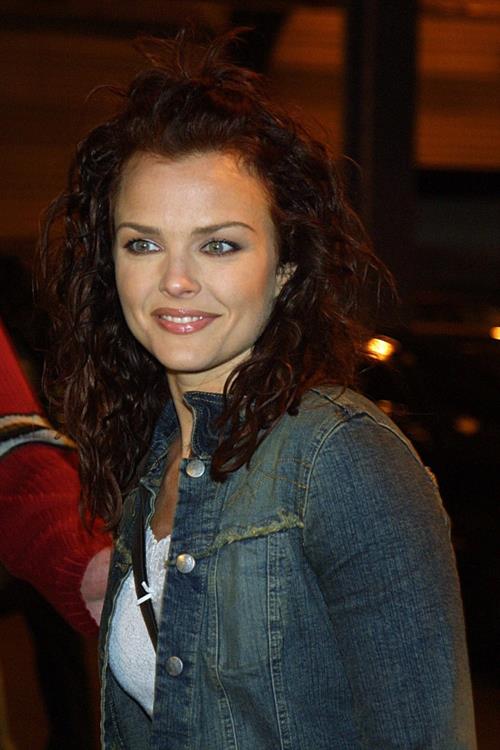 Dina Meyer