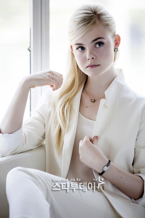 Elle Fanning