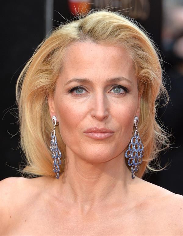 Gillian Anderson