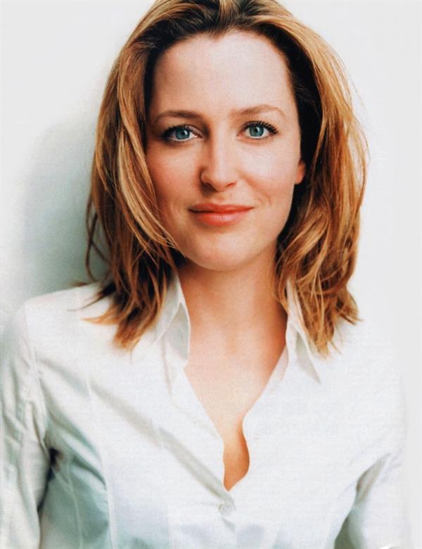 Gillian Anderson