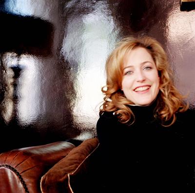 Gillian Anderson