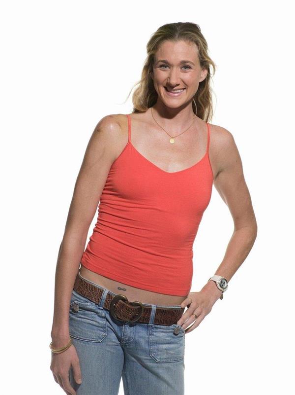 Kerri Lee Walsh-Jennings is an American professional beach volleyball player best known for playing with Misty May-Treanor in the Olympics in Athens 2004, Beijing 2008 and London 2012.

She also played in the Sydney 2000 Olympics on the U.S. women's indoor volleyball team