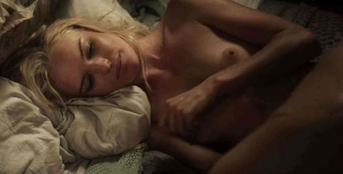 Kate Bosworth - breasts