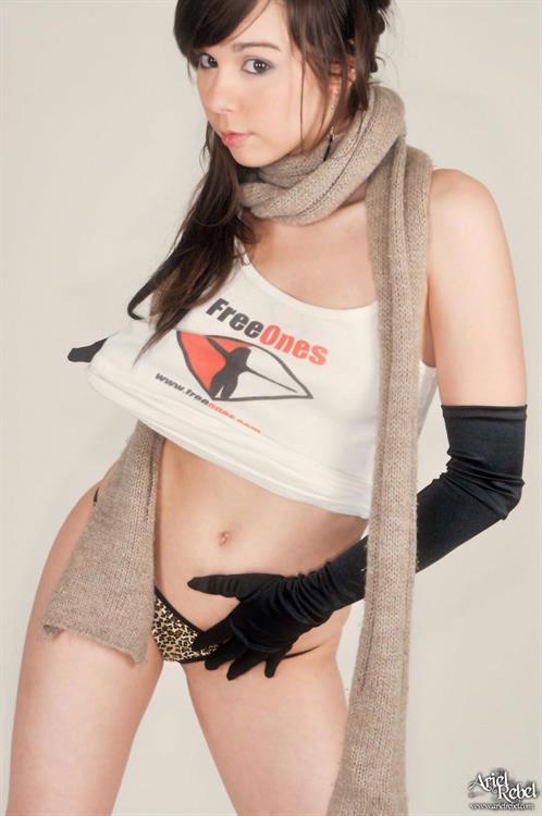 Ariel Rebel in lingerie