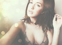 Lyv Alekzandra in lingerie taking a selfie