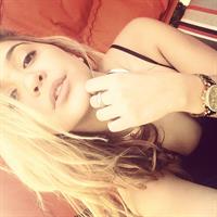 Stella Hudgens taking a selfie