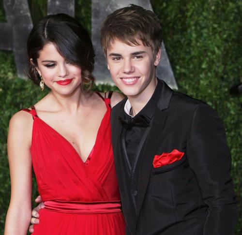 Selena Gomez Pictures Selena Gomez Vanity Fair Oscar party in West Hollywood on February 27, 2011