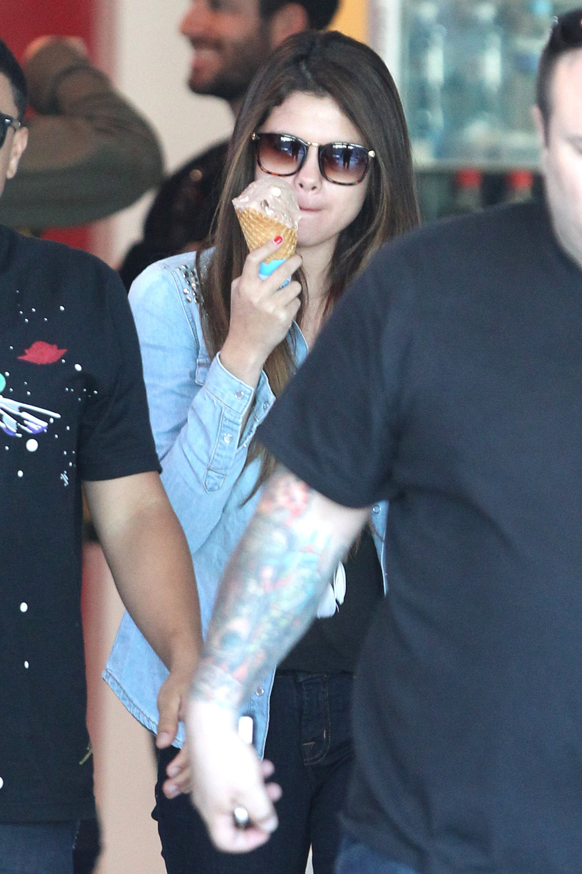 Selena Gomez goes shopping around Bondi Beach in Sydney on July 17, 2012 