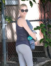 Charlize Theron in body paint - ass