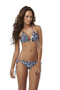 Macri Elena Vélez in a bikini