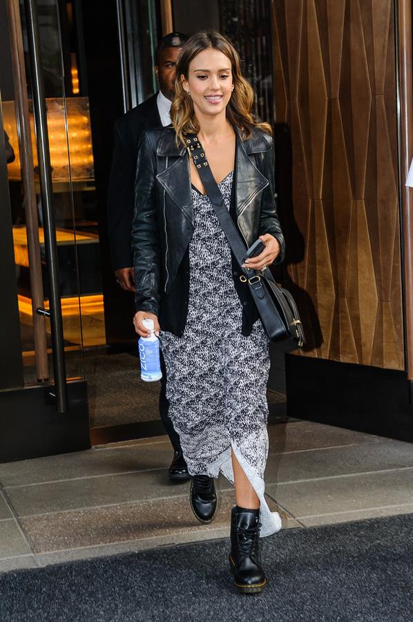 Jessica Alba makes her way out of the Trump Soho Hotel, NYC June 11, 2014