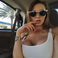 Lily Ermak taking a selfie