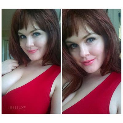 Lilli Luxe taking a selfie