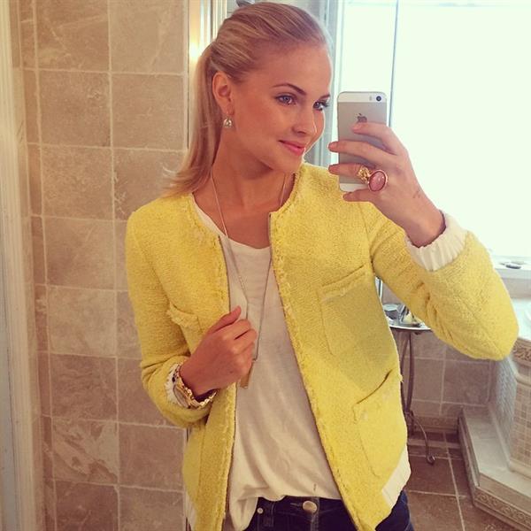 Emilie Voe Nereng taking a selfie