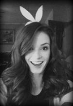 Kassie Lyn Logsdon taking a selfie