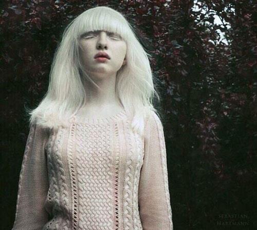 Beautiful albinos model