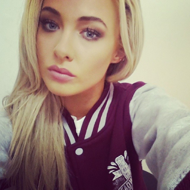 Nicola Hughes taking a selfie