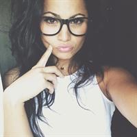 Mónica Alvarez taking a selfie