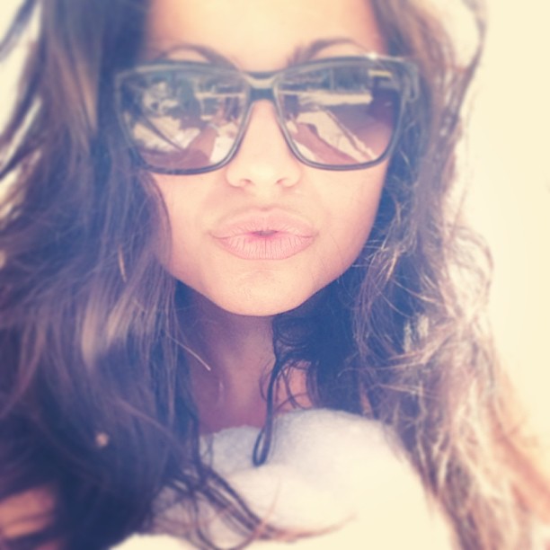 Mónica Alvarez taking a selfie