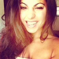 Mónica Alvarez taking a selfie