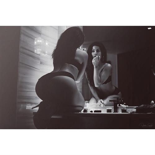 Mónica Alvarez in lingerie - ass