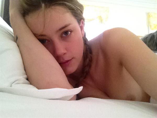 Amber Heard - breasts