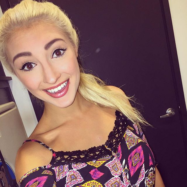 Anna Faith Carlson taking a selfie