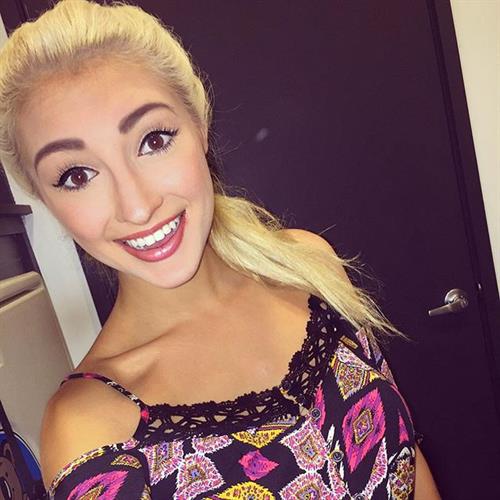 Anna Faith Carlson taking a selfie