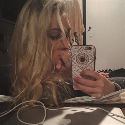 Anna Faith Carlson taking a selfie