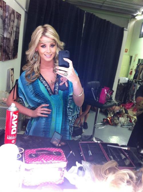 Sheridyn Fisher taking a selfie