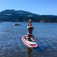 Sara Jean Underwood in a bikini - ass