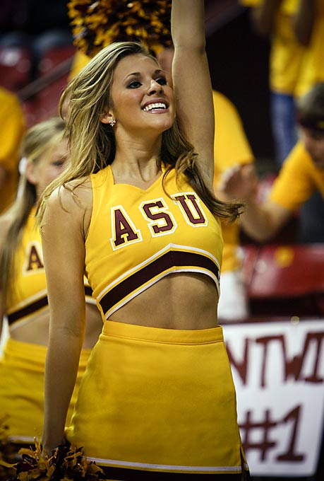 Lauren Thompson Pictures