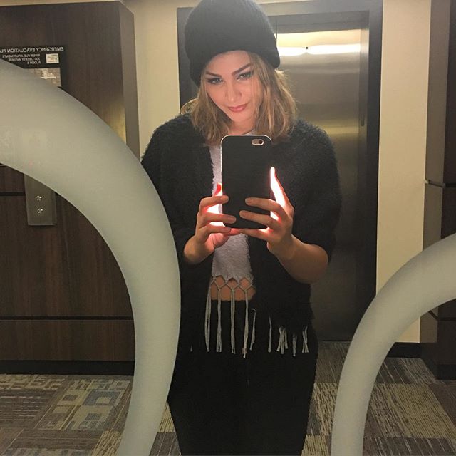 Migbelis Lynette Castellanos taking a selfie