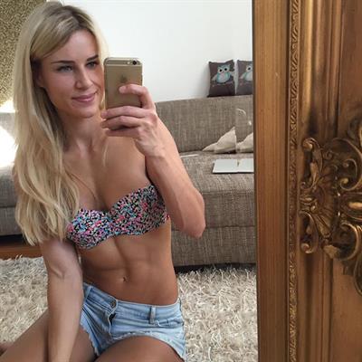 Adrienne Koleszár taking a selfie