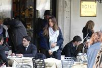 Kate Beckinsale On Set of The Face of an Angel in Rome November 11-2013 