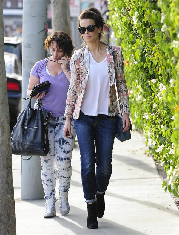 Kate Beckinsale out shopping on Melrose Ave in West Hollywood, January 22, 2013 