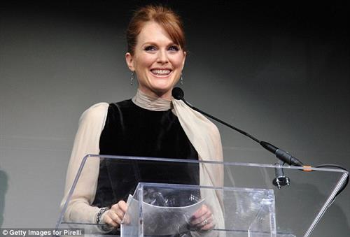 Julianne Moore