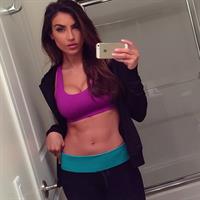 Kelly Karloff taking a selfie