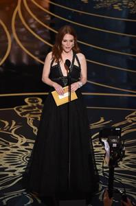 Julianne Moore
