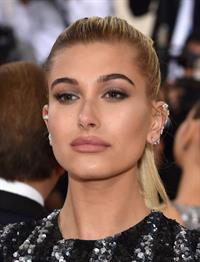 Hailey Bieber