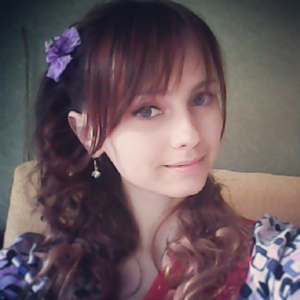 Denika Kiomi taking a selfie